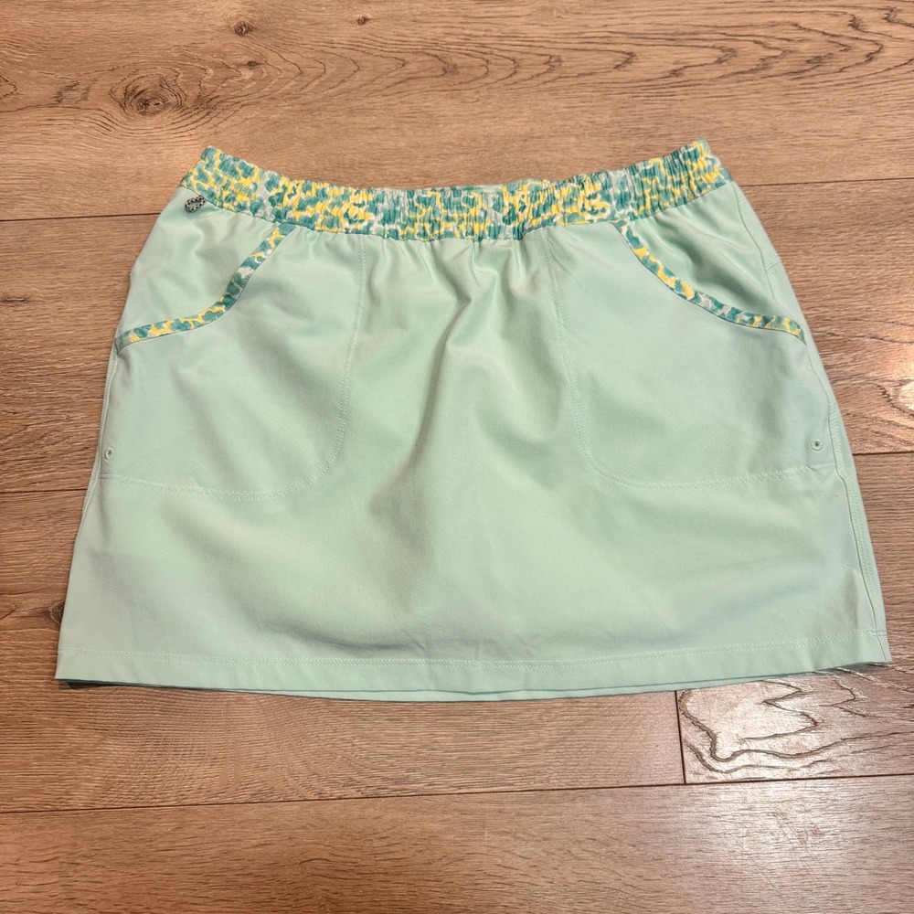 Columbia Womens Mint Green Floral Waist Golf Skort 10L Medium‎ Built in Short